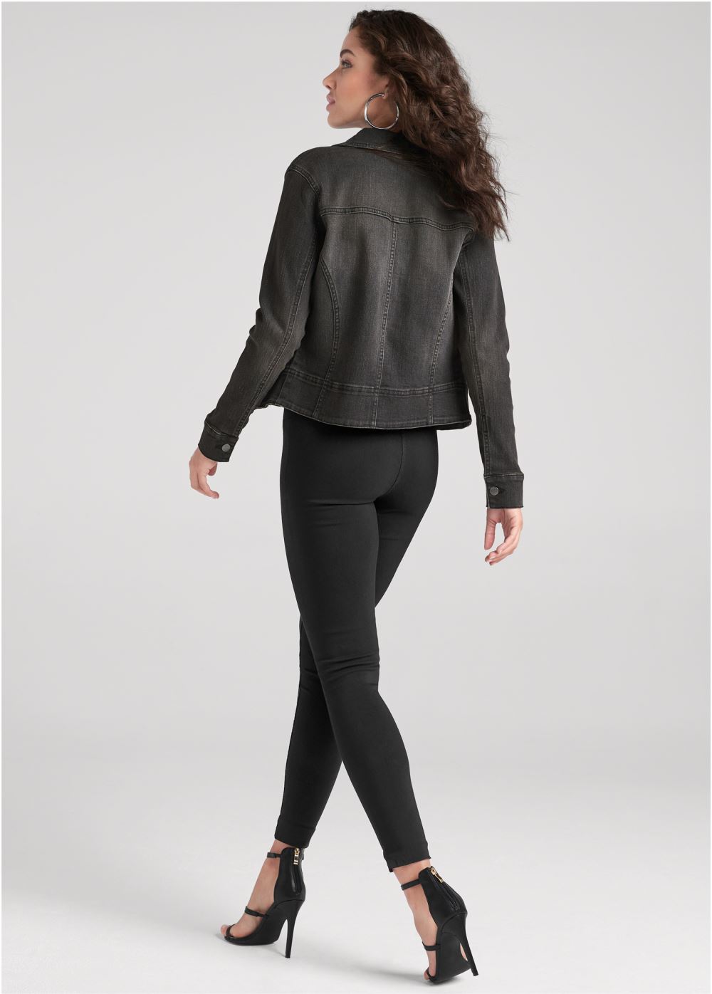 Venus Jean Jacket in Black