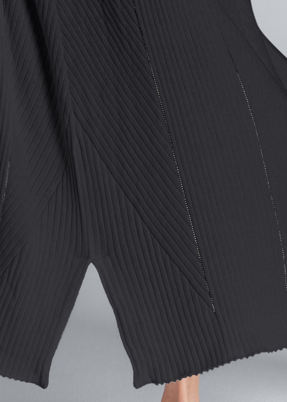 Venus VENUS | Long Ribbed Duster in Black