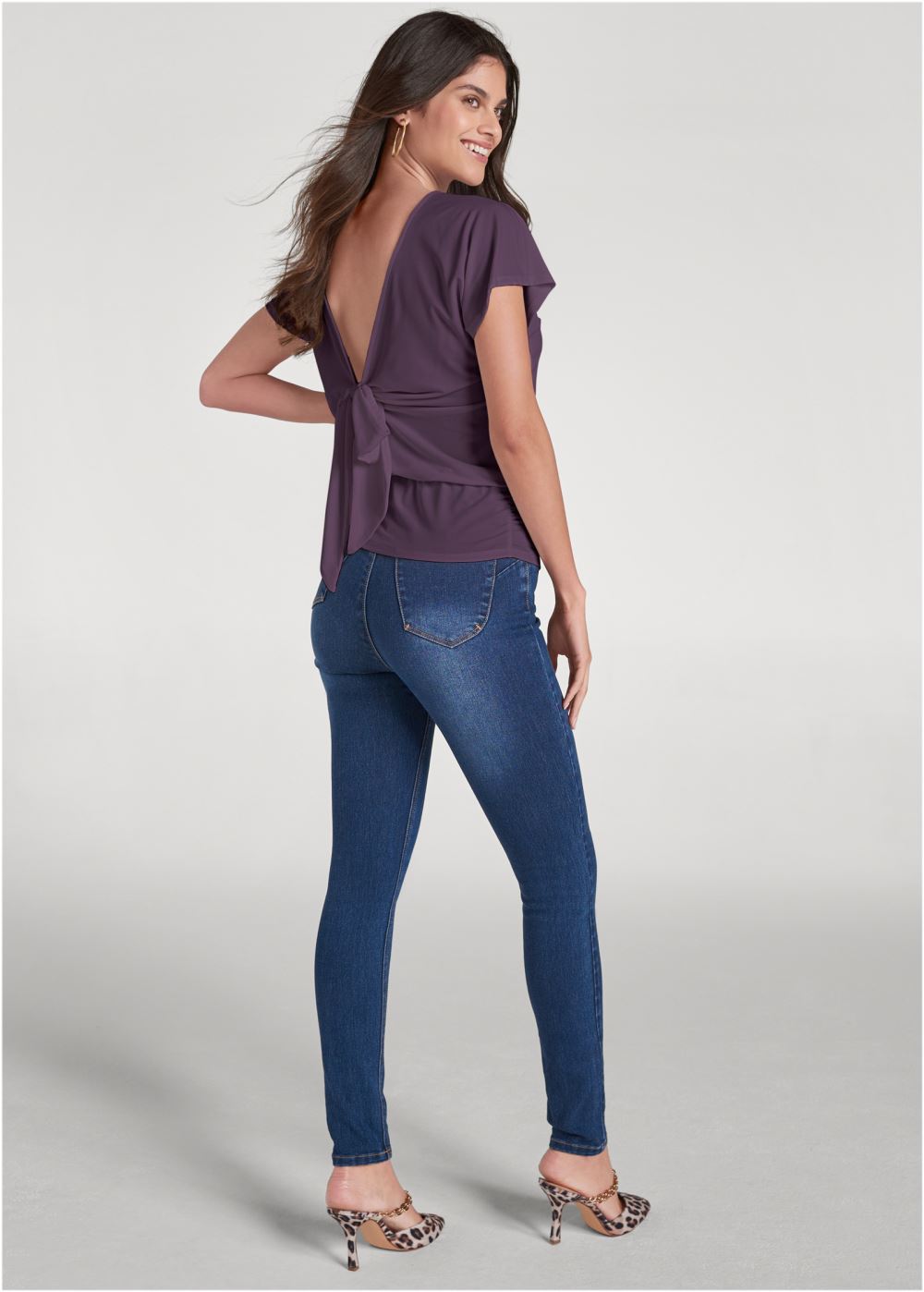 Venus Bow Detail Top in Dark Wine
