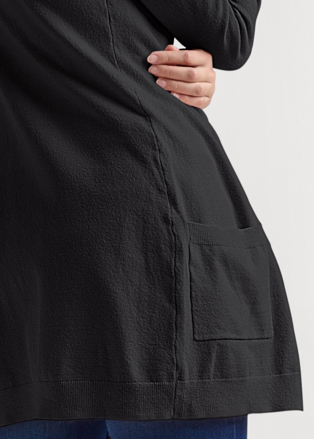 Venus VENUS | Faux-Cashmere Cardigan Set in Black