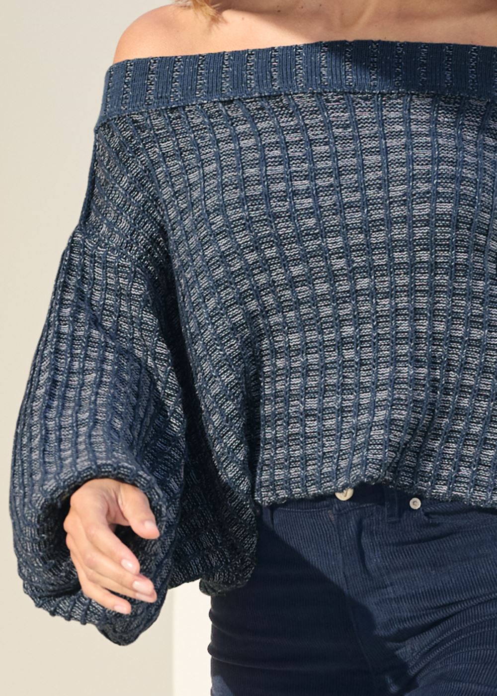 Venus VENUS | Off The Shoulder Sweater in Navy & White