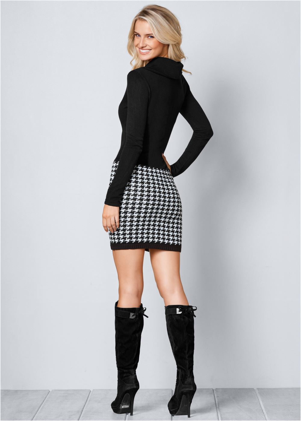Venus Printed Sweater Dress - Black Multi