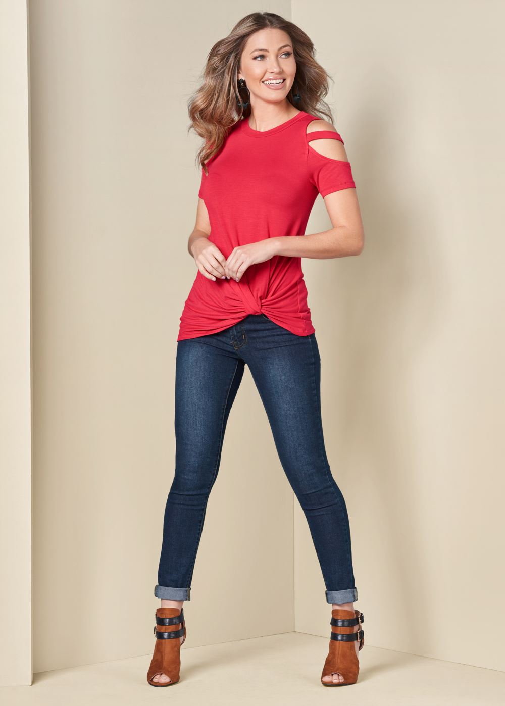 Venus Twisted Knot Detail Top in Red
