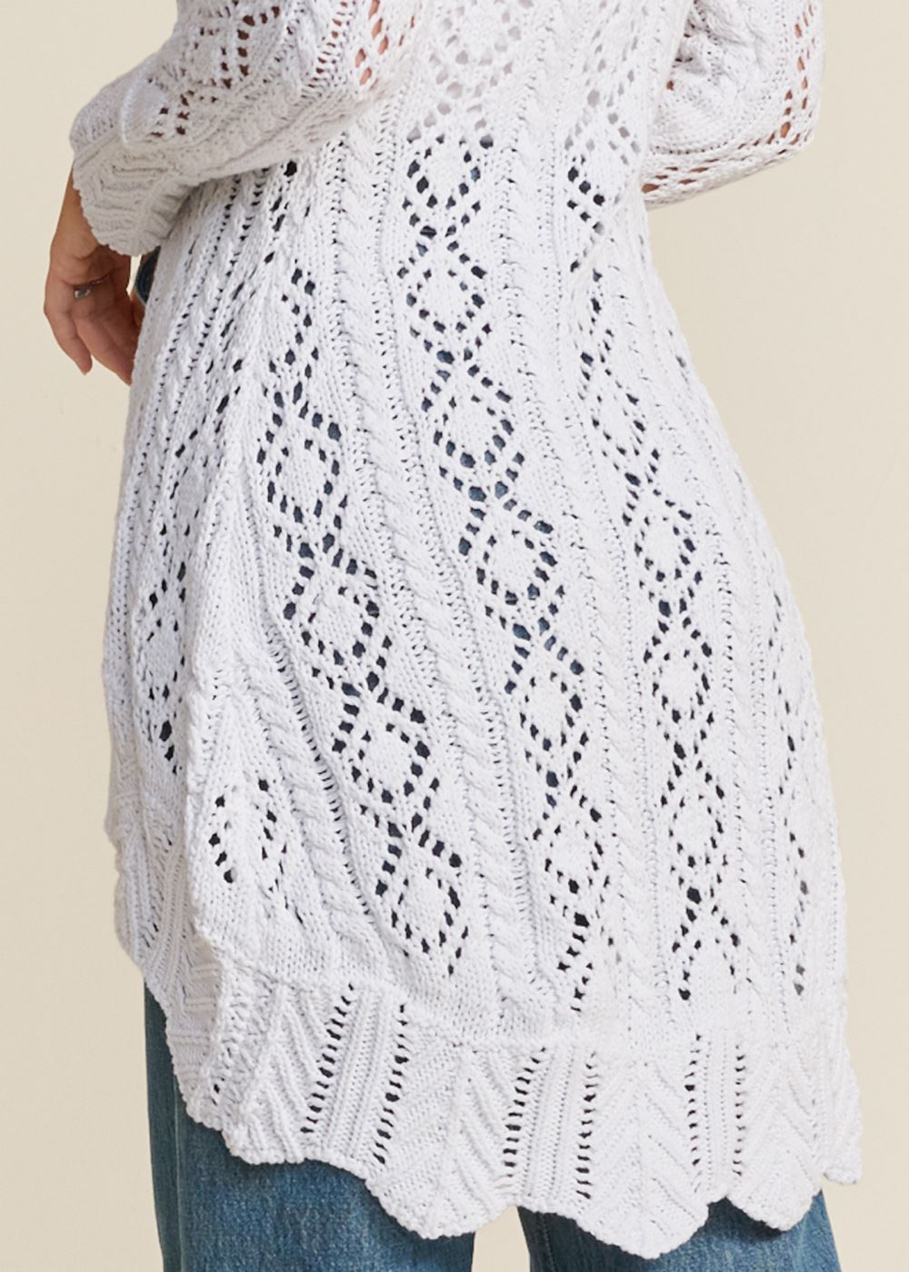 Venus VENUS | Long Crochet Cardigan in White