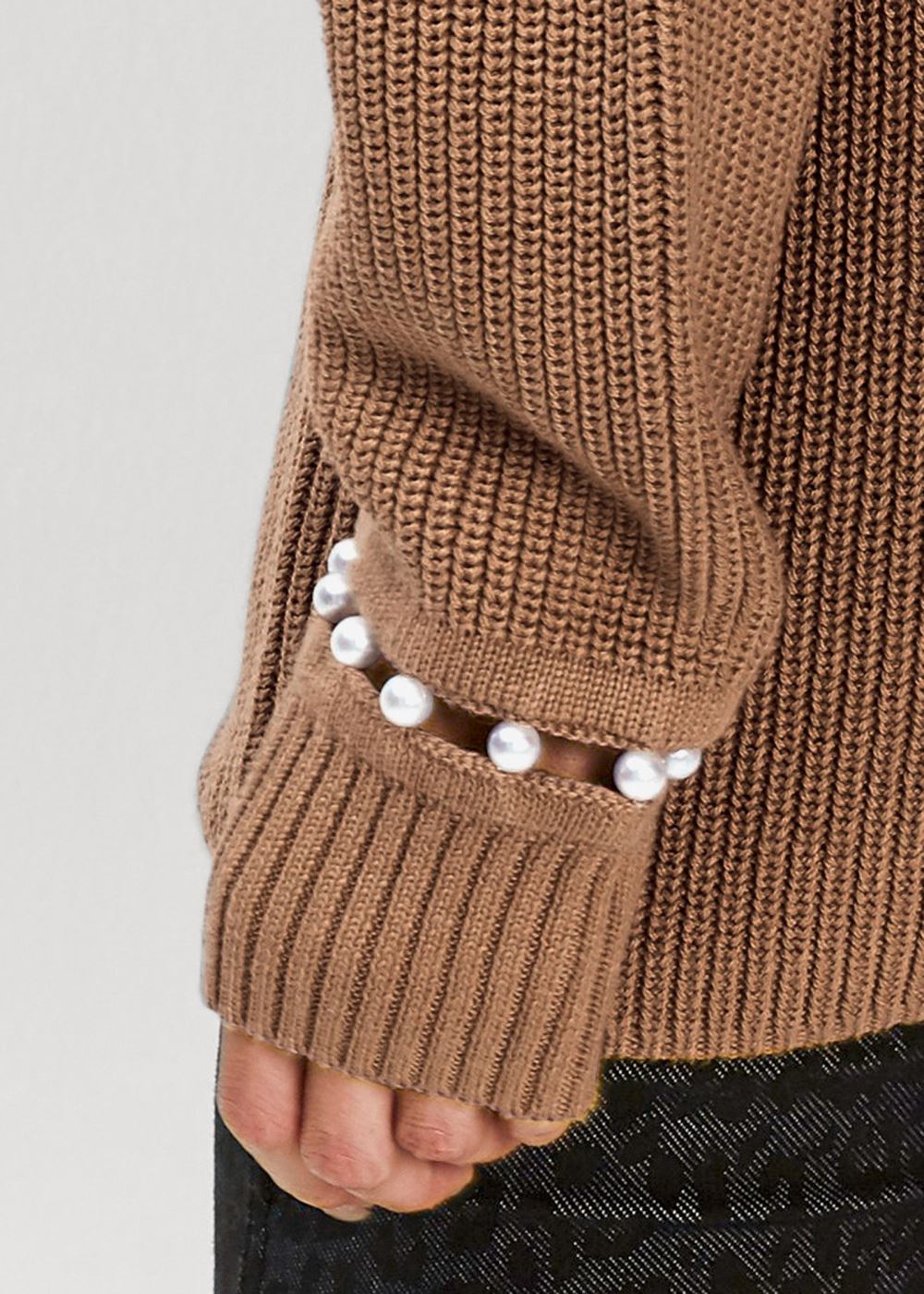 Venus VENUS | Pearl Detail Sweater in Camel