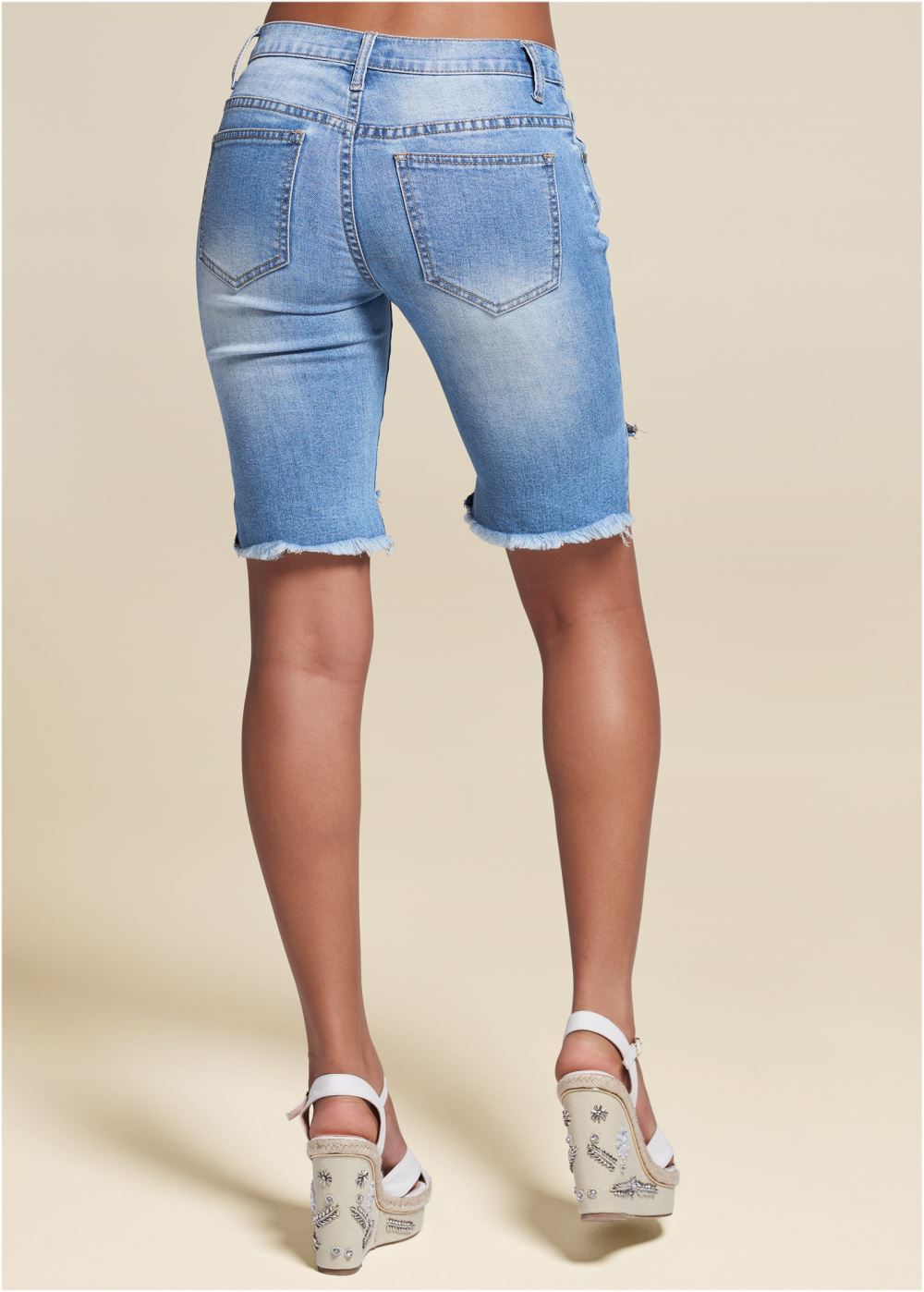 Venus Medium Wash LACE TRIM BERMUDA SHORTS