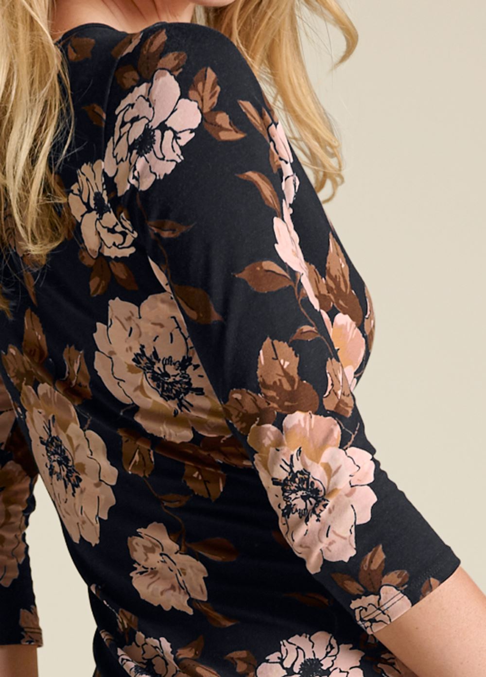 Venus Long And Lean Mini Dress - Black Multi