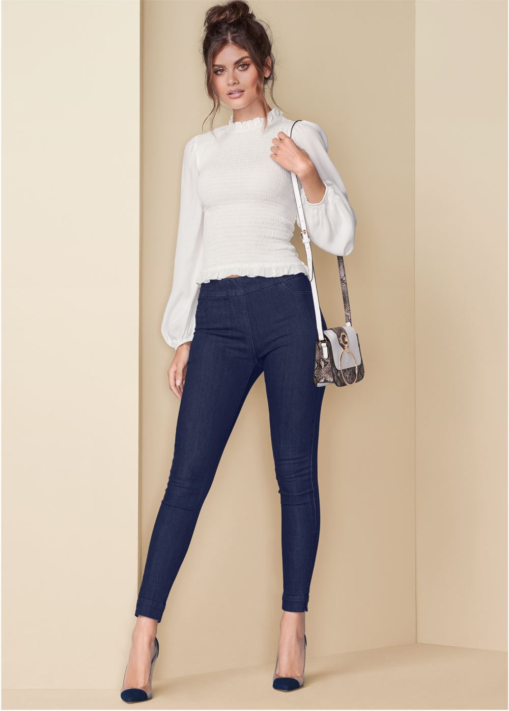 Venus Balloon Sleeve Blouse in White