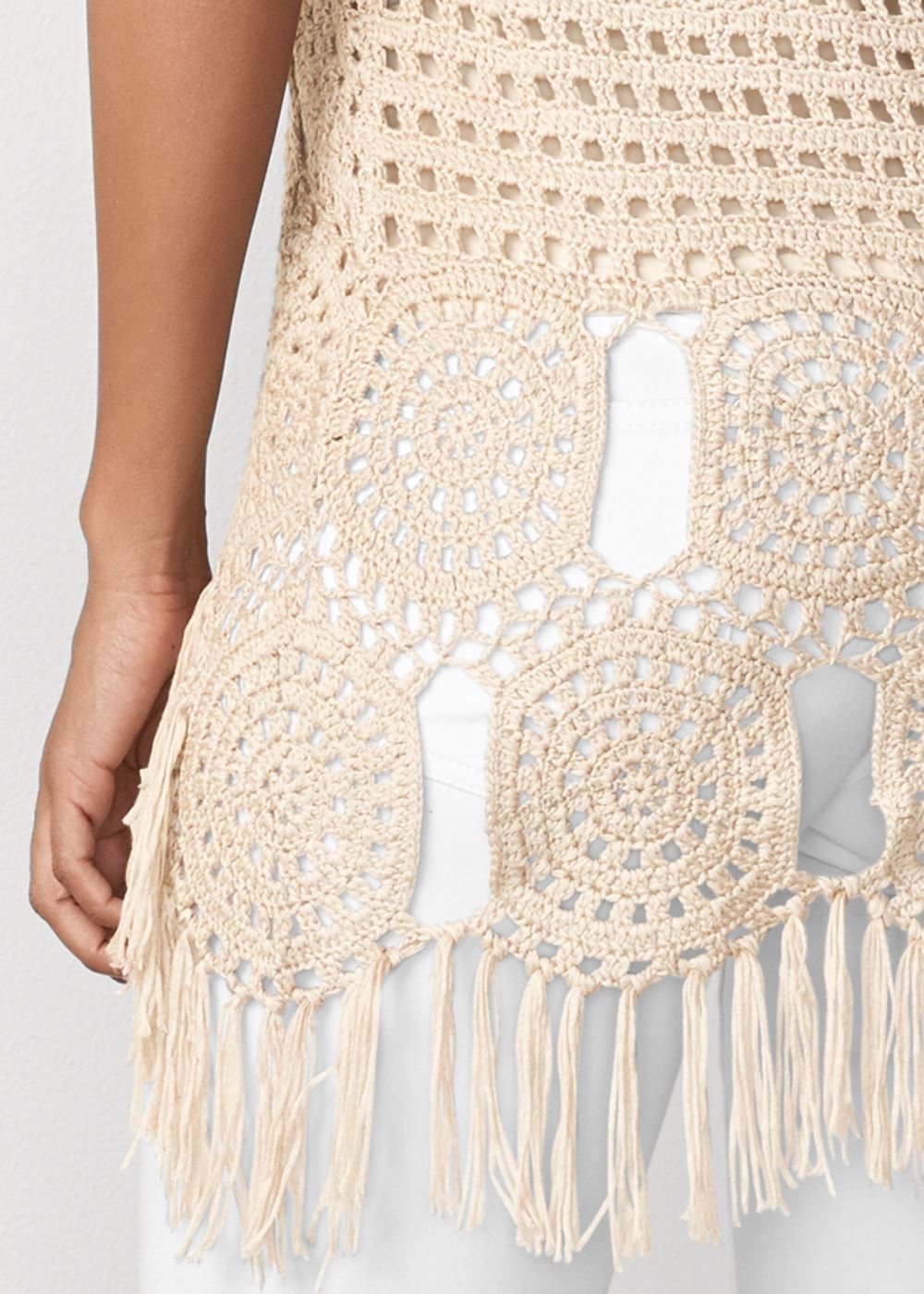 Venus VENUS | Crochet Fringe Sweater in White