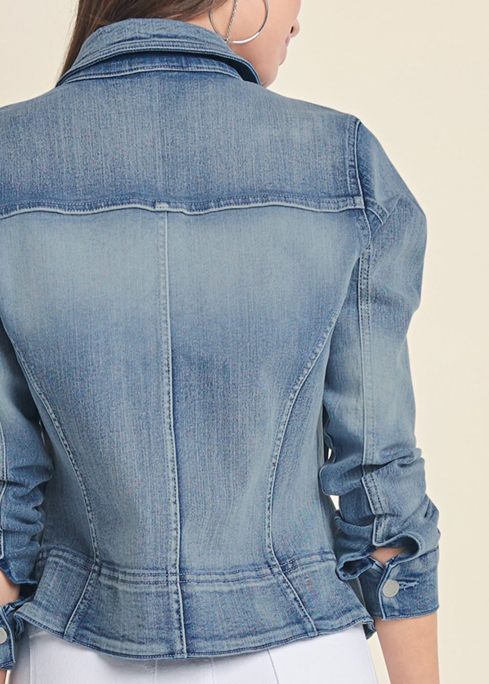 Venus Jean Jacket in Light Wash
