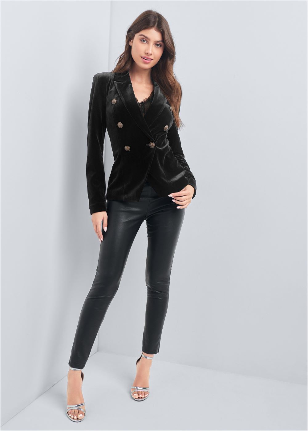 Venus Velvet Blazer in Black