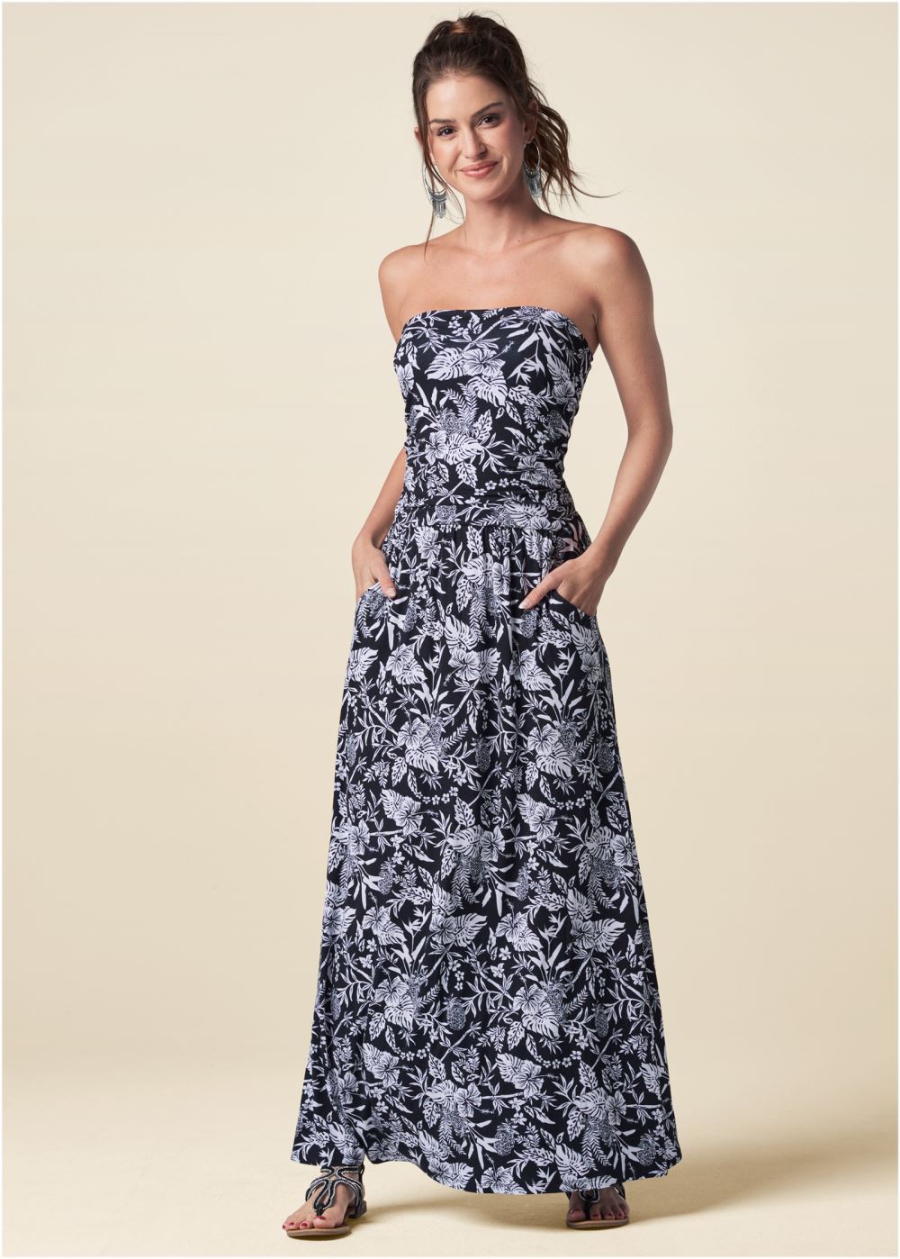 Venus Printed Maxi Dress - Black & White