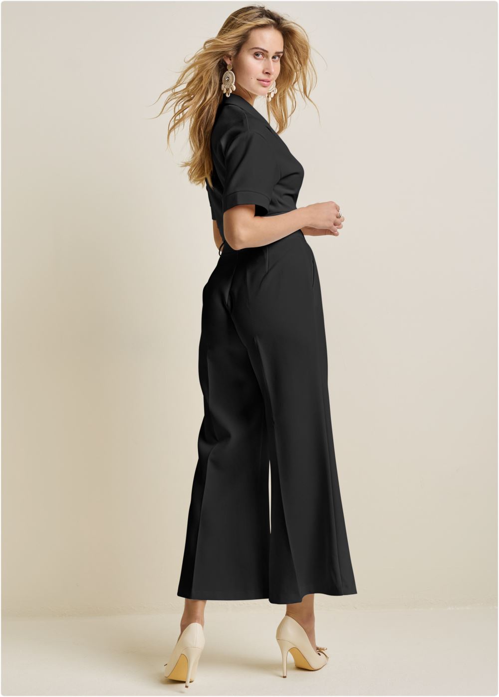 Venus Flare Leg Suiting Set in Black