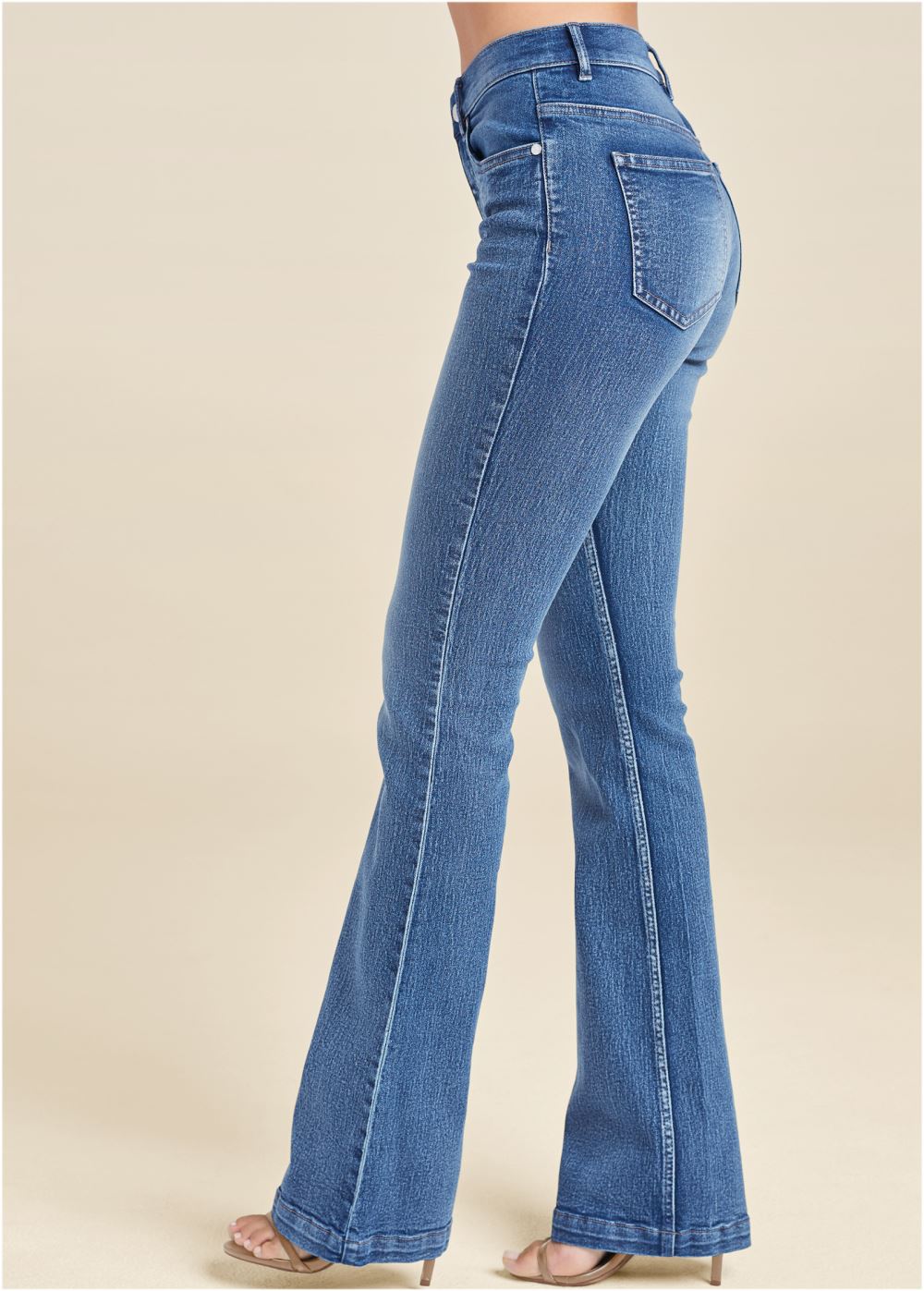 Venus Bootcut Jeans in Medium Wash