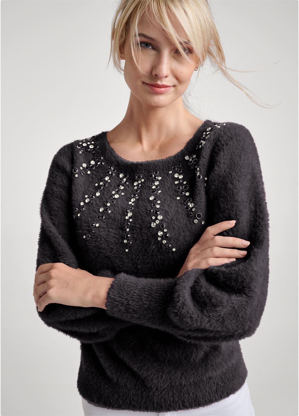 Venus VENUS | Jeweled Feather-Soft Sweater in Black Multi