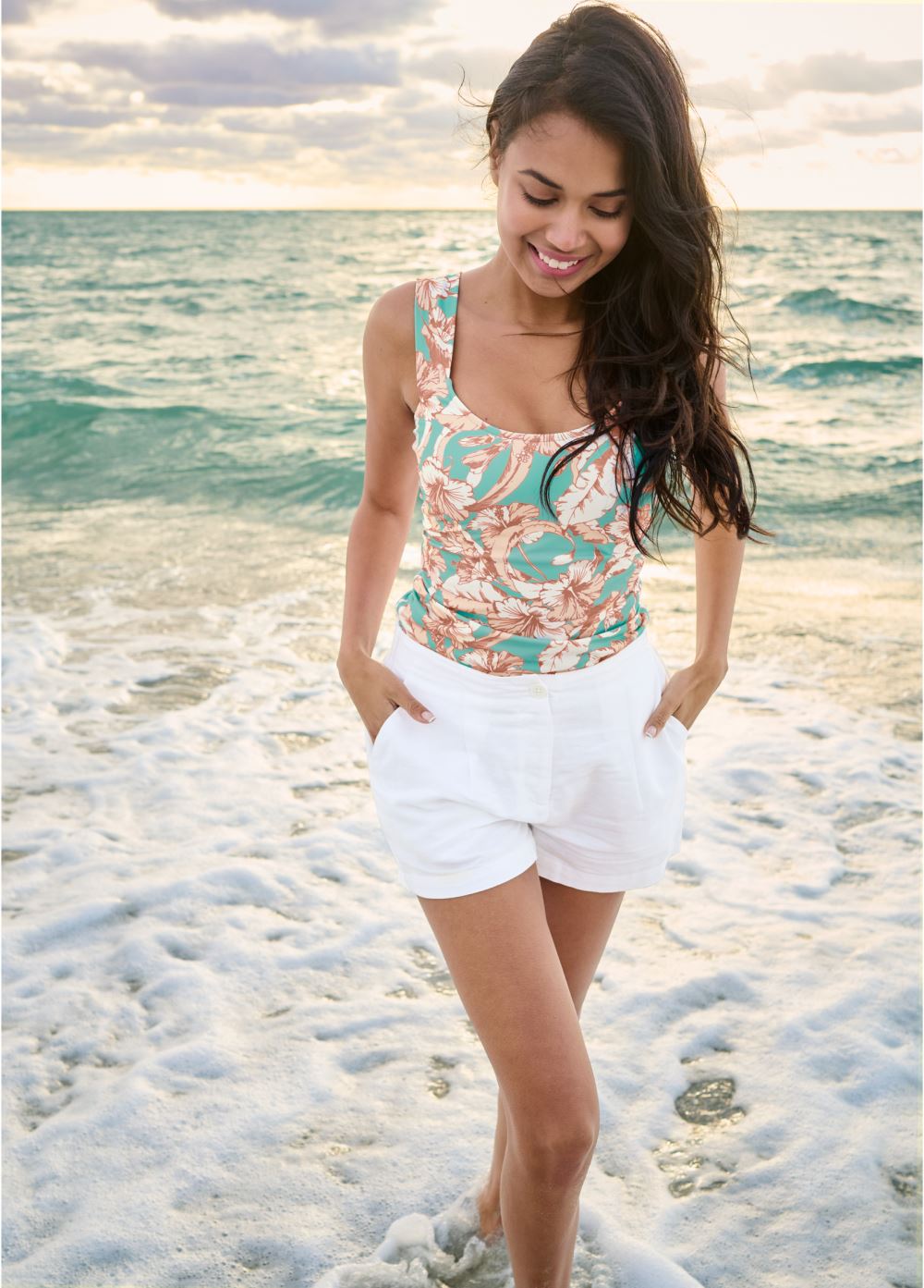 Venus Linen Shorts - White