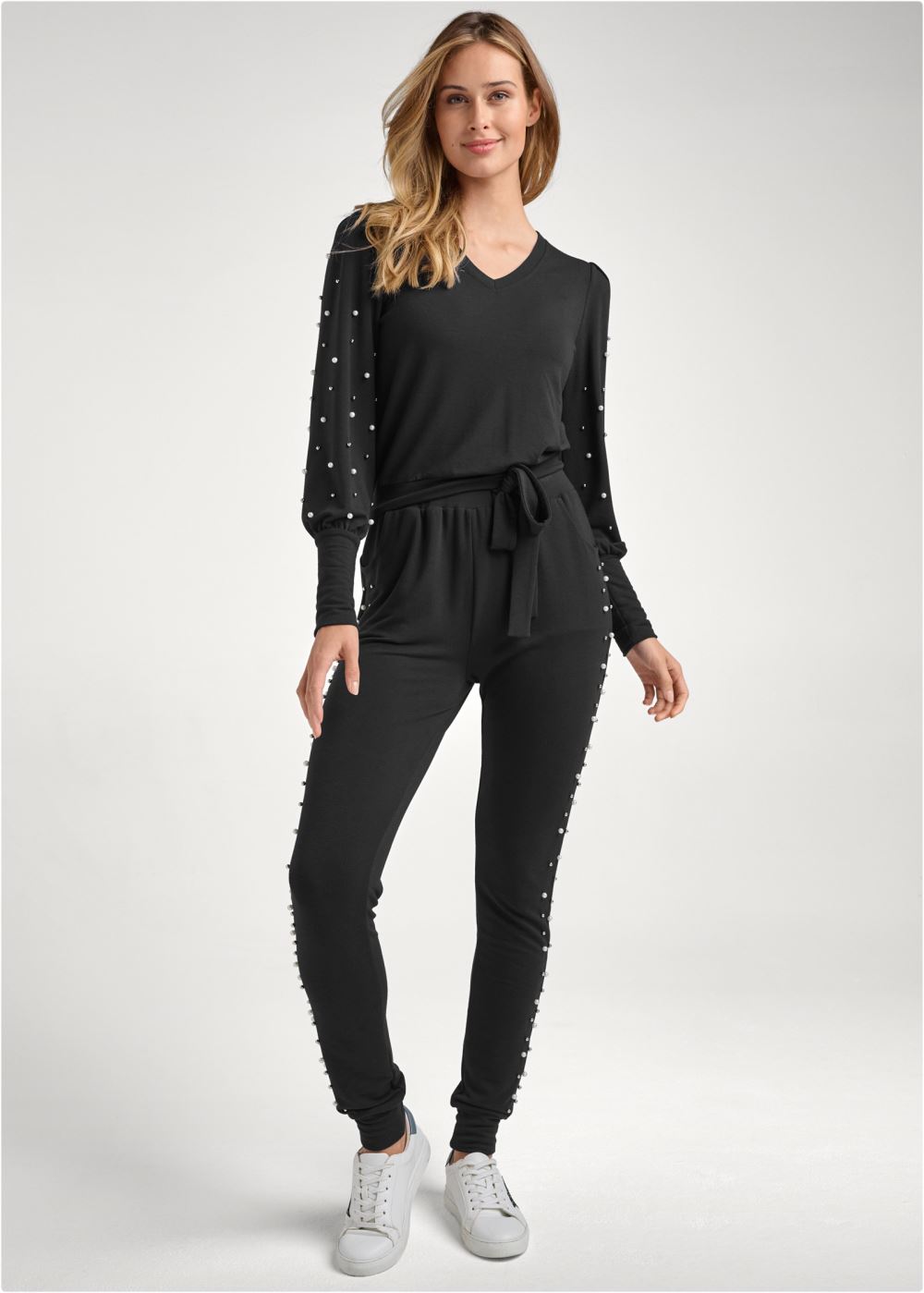 Venus Pearl Detail Lounge Pant Set in Black