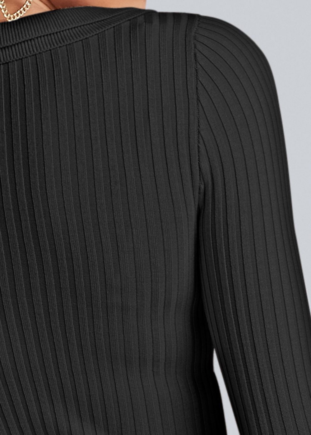 Venus VENUS | Ruffle Front Ribbed Sweater in Black