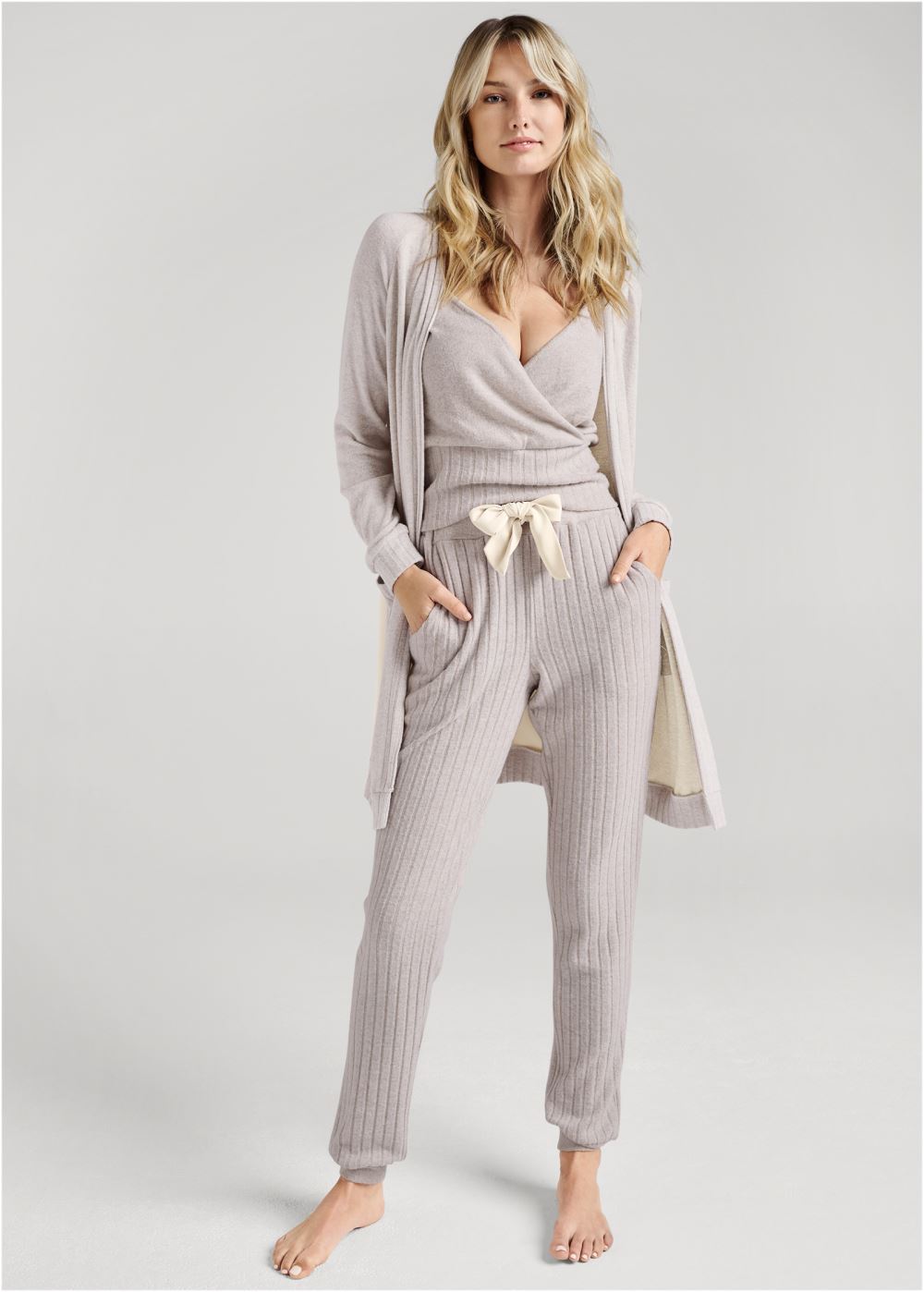 Venus VENUS | Ribbed Hacci Cardigan in Taupe
