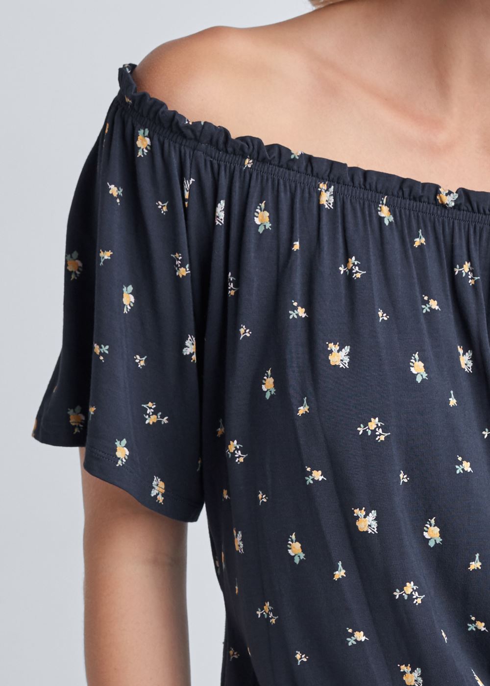 Venus Floral Top in Navy