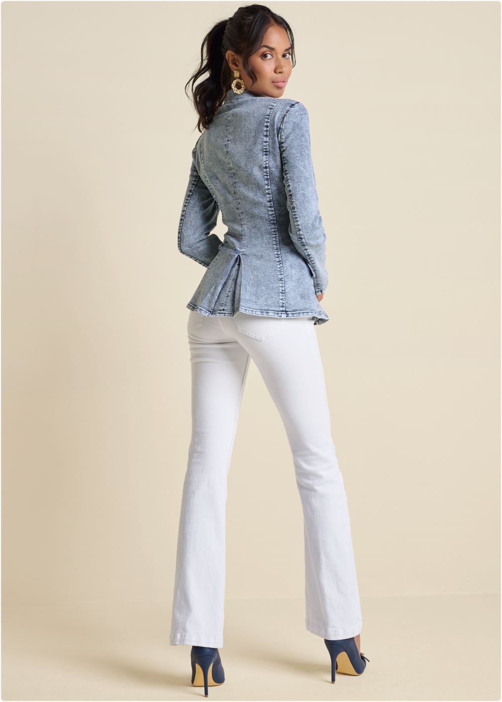 Venus Sweetheart Denim Blazer in Acid Wash