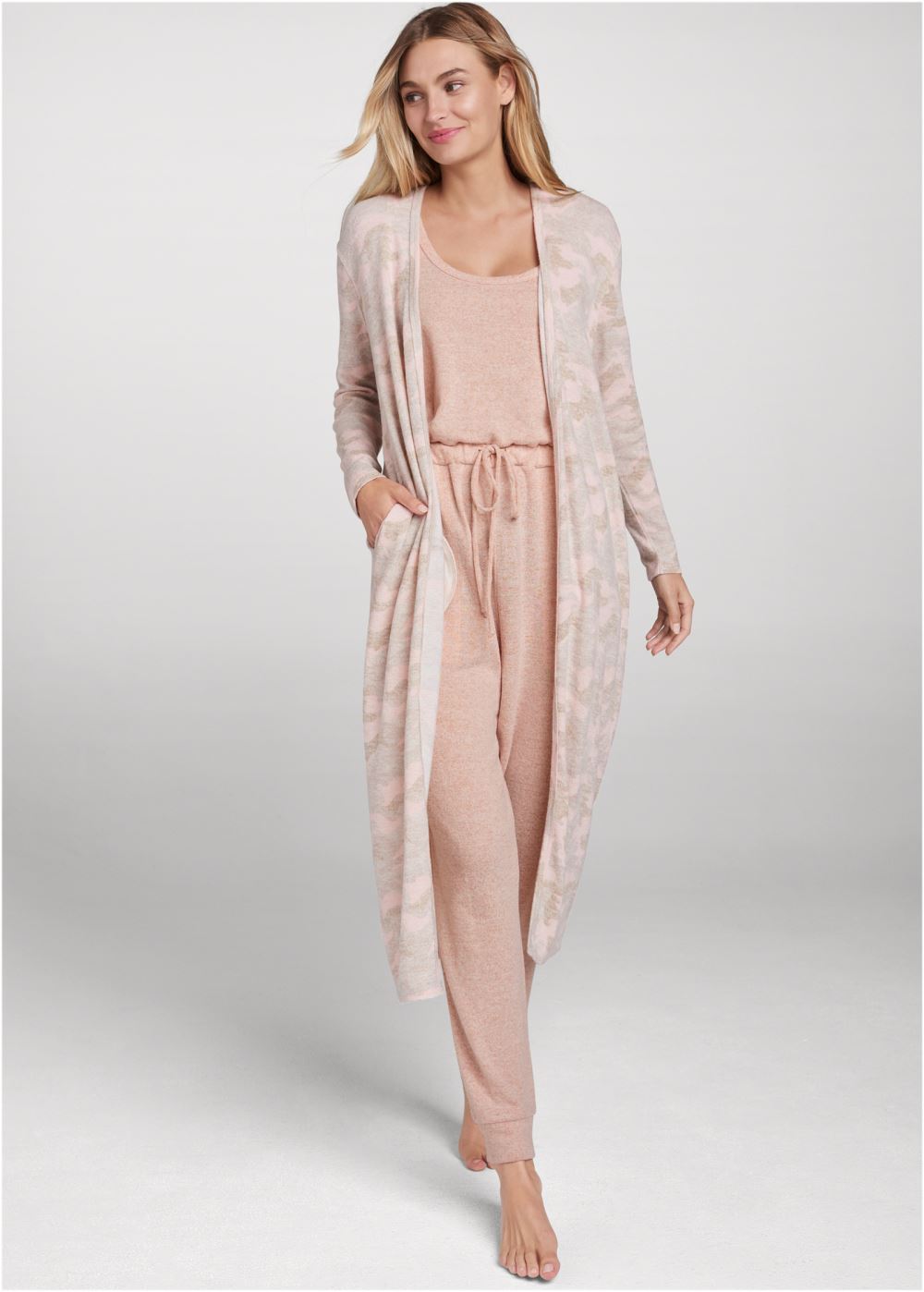 Venus Cozy Hacci Duster in Pink Multi