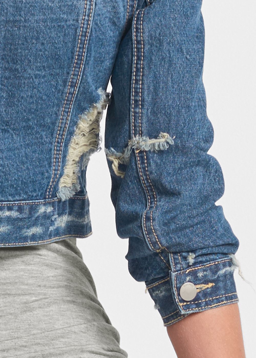 Venus Cropped Puff Sleeve Denim Jacket in Medium Wash