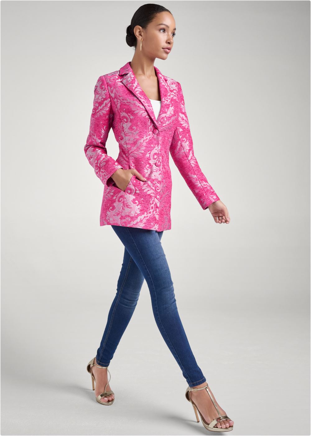 Venus Jacquard Paisley Blazer in Pink & Silver