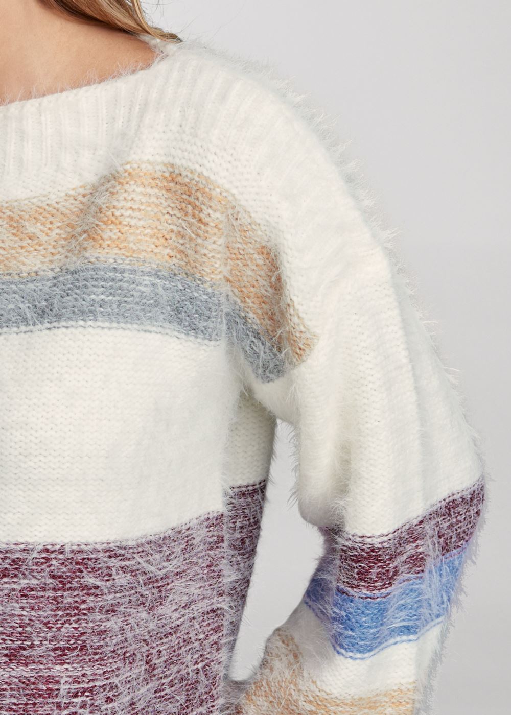 Venus VENUS | Striped Eyelash Sweater in White Multi