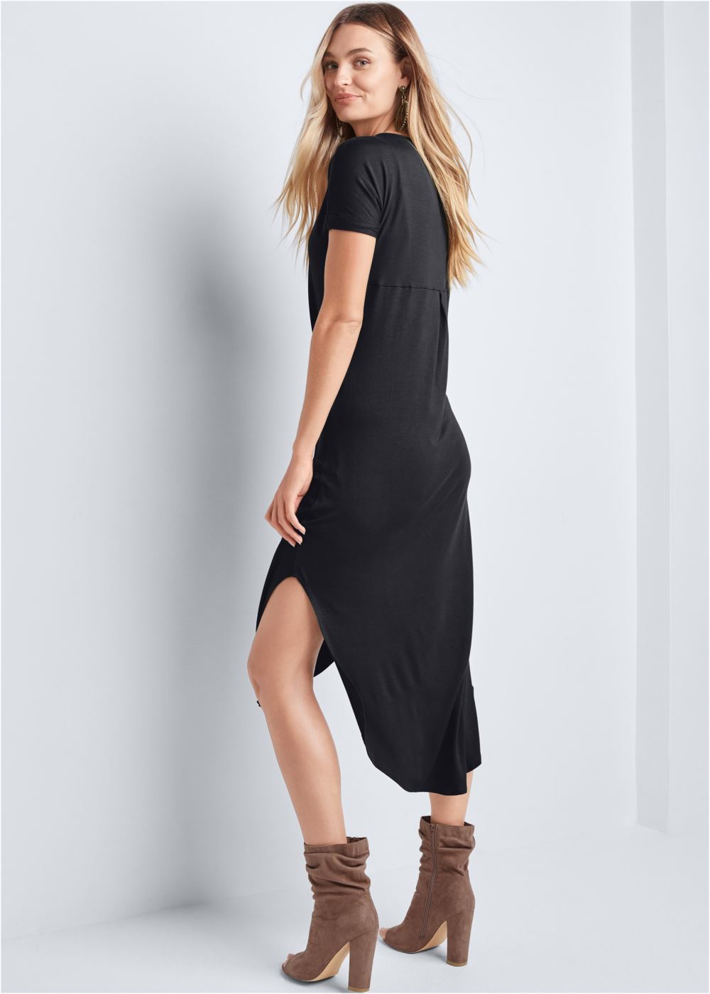 Venus Casual T-Shirt Maxi Dress - Black