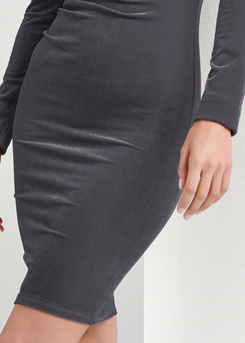 Venus Open Back Velvet Dress - Dark Grey