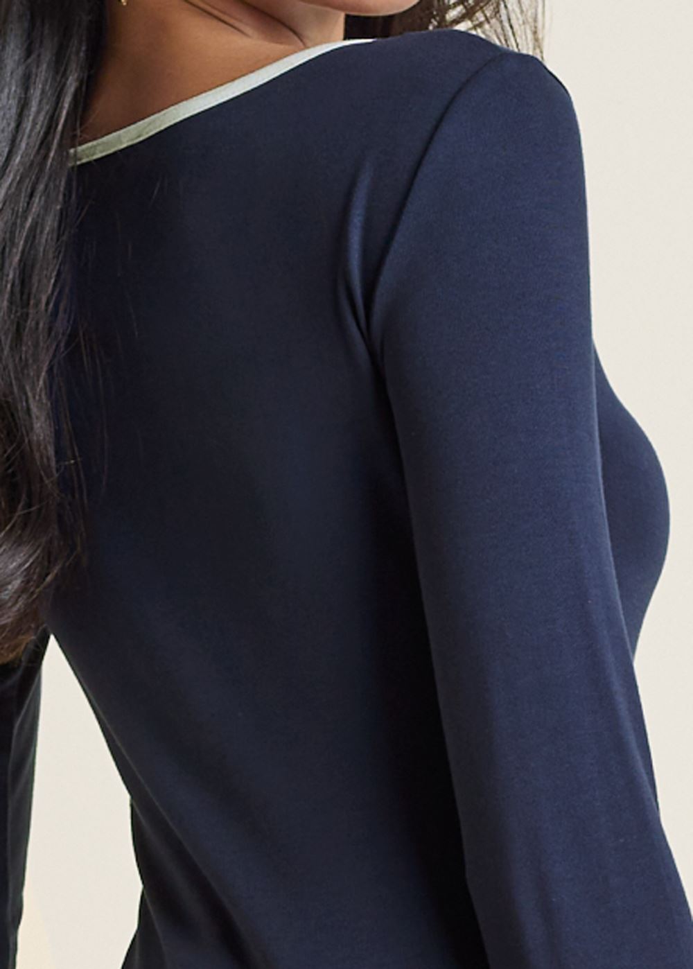 Venus Keyhole Long Sleeve Top in Navy & White