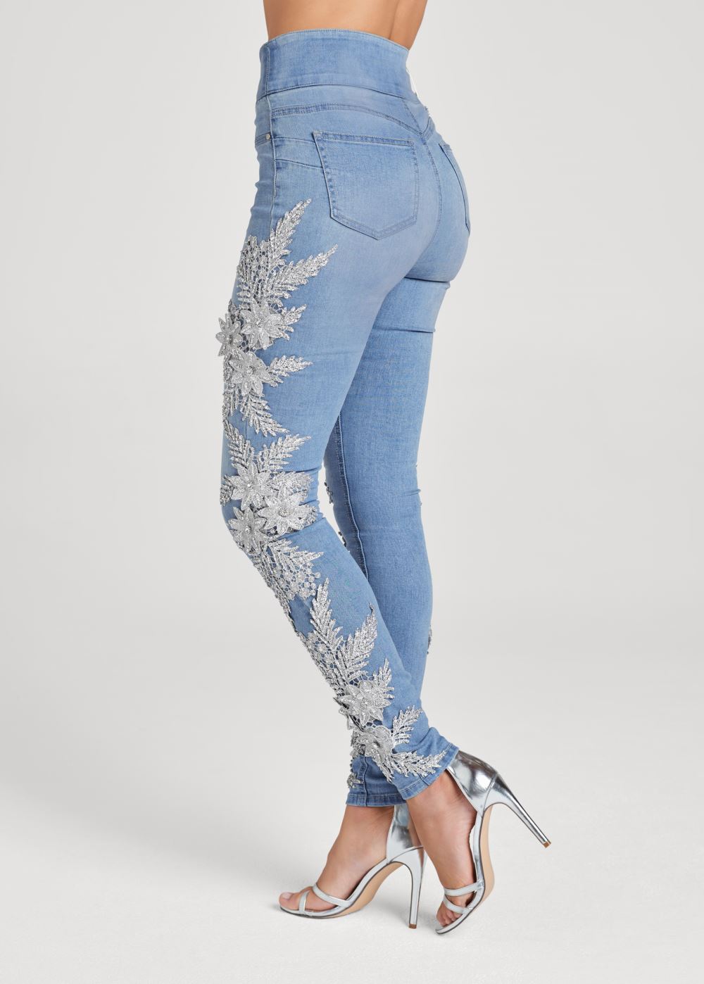 Venus Floral Embellished Jeggings in Light Wash