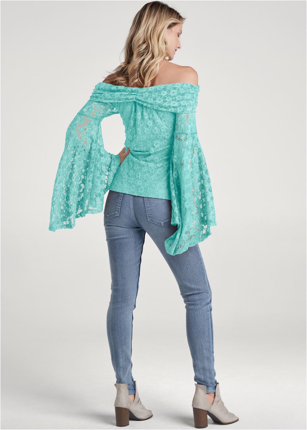 Venus Lace Off-The-Shoulder Top in Mint