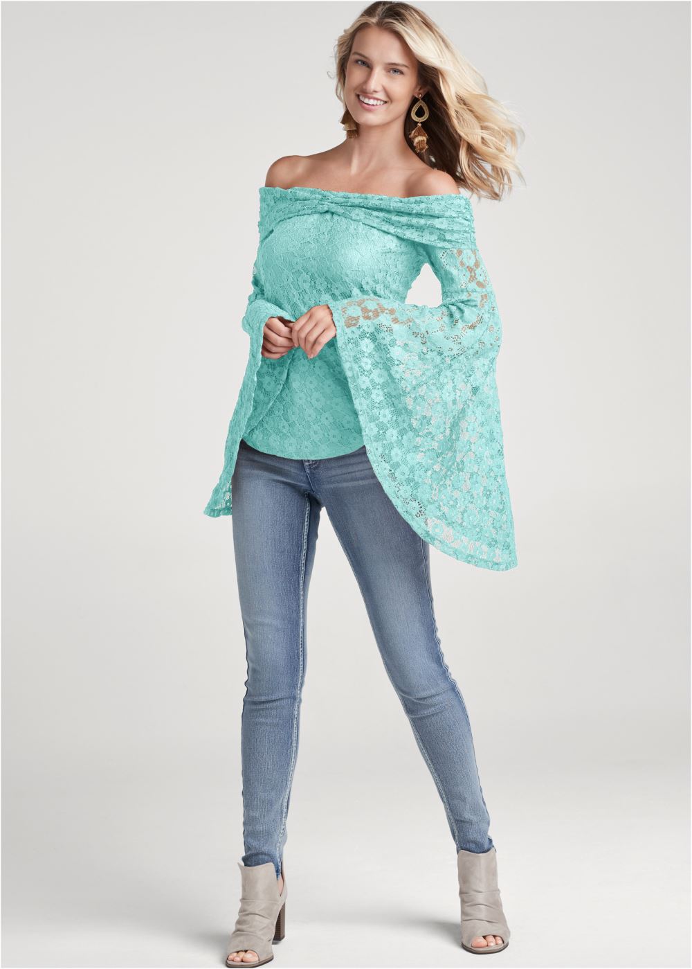 Venus Lace Off-The-Shoulder Top in Mint