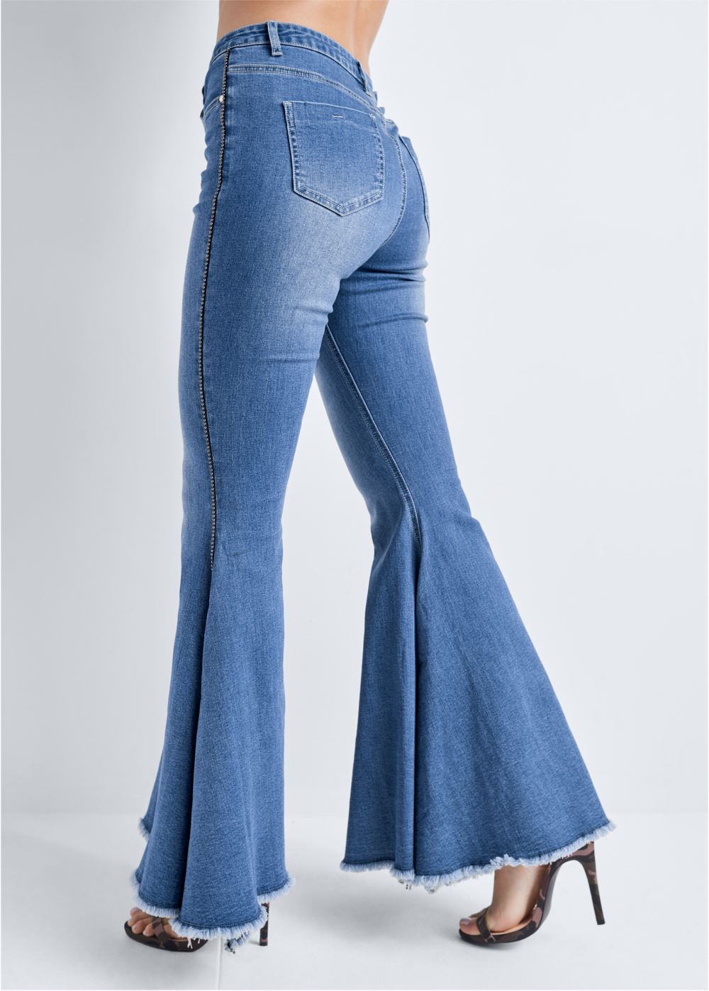 Venus Extreme Flare Jeans in Medium Wash