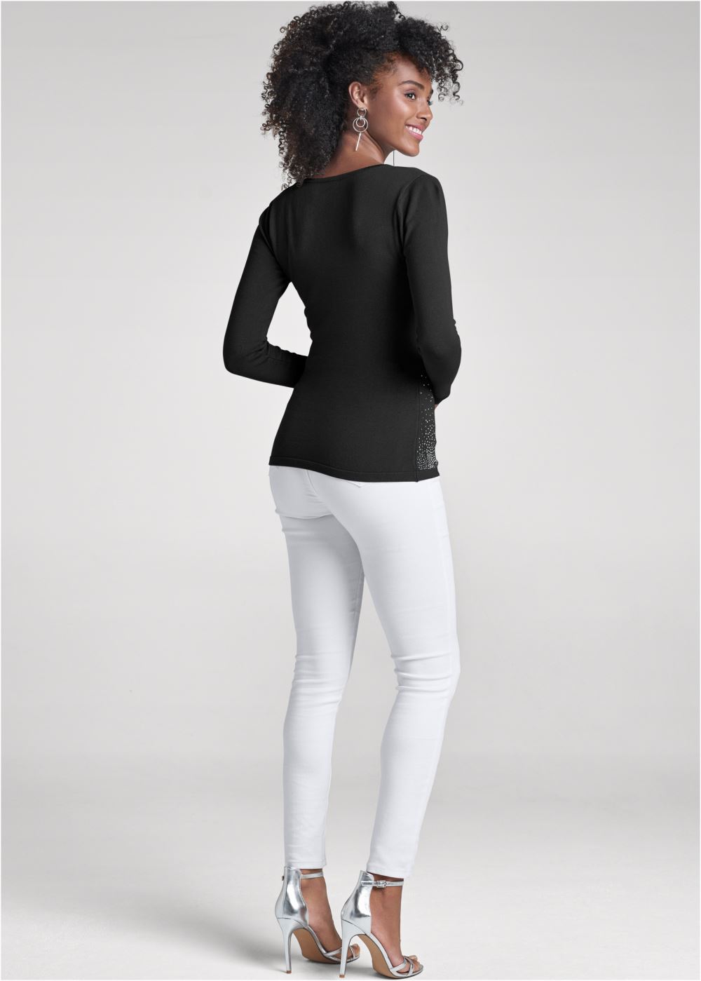 Venus VENUS | Rhinestone V-Neck Sweater in Black