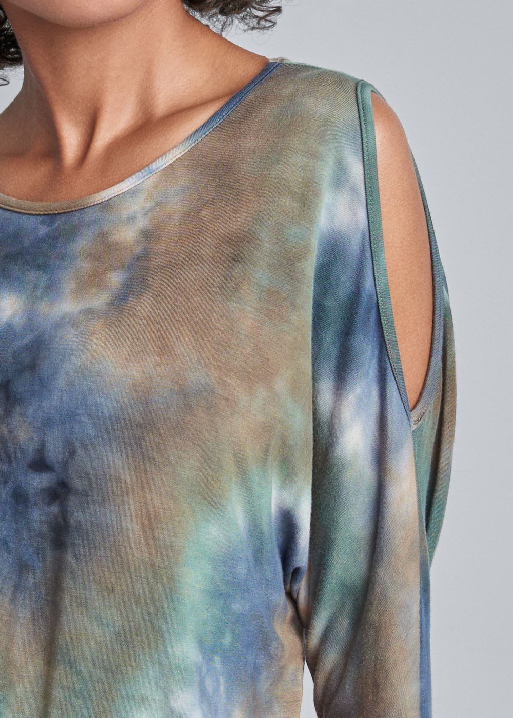 Venus Cold-Shoulder Tie Dye Top in Green Multi