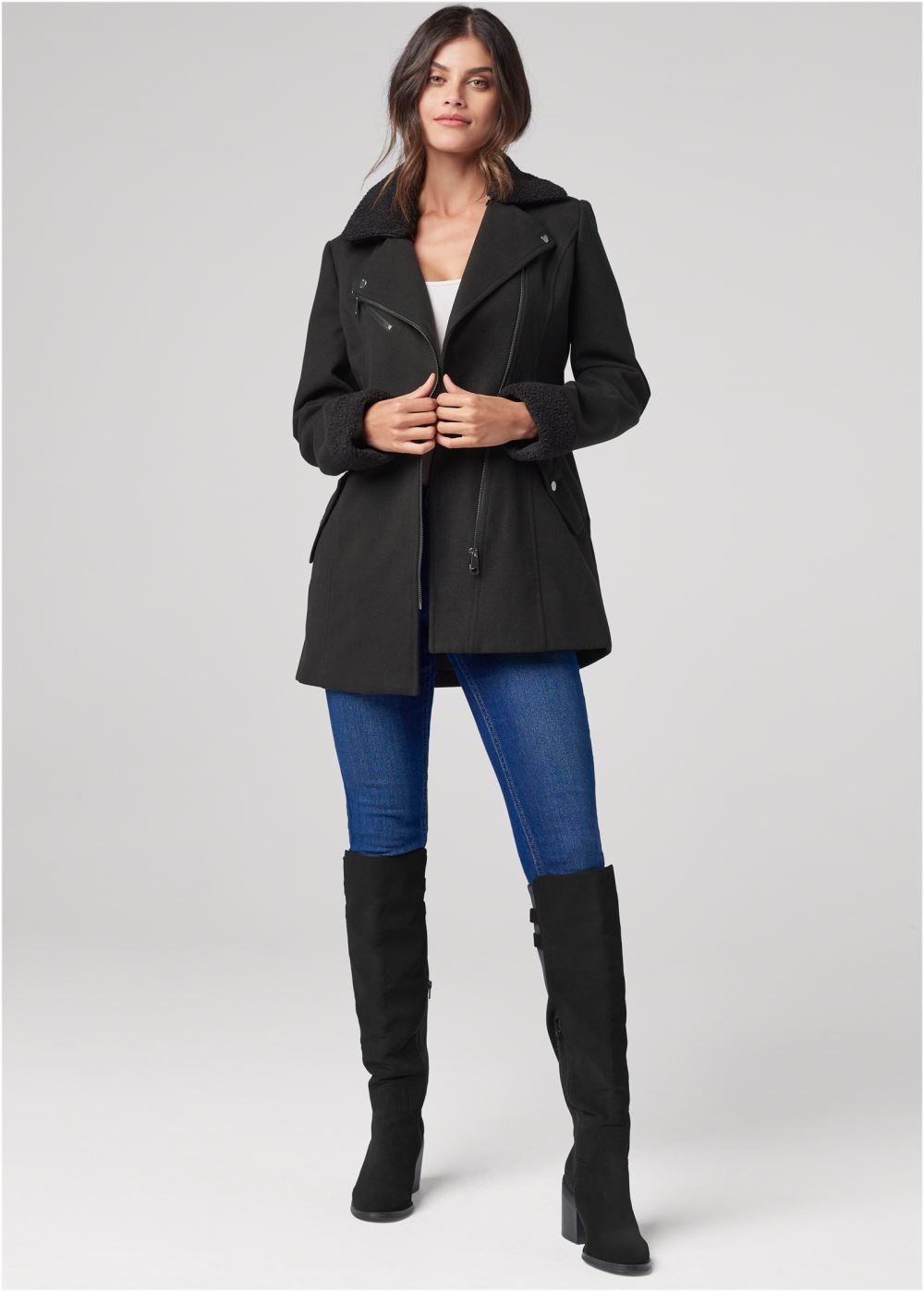 Venus Stretch-Back Boots in Black