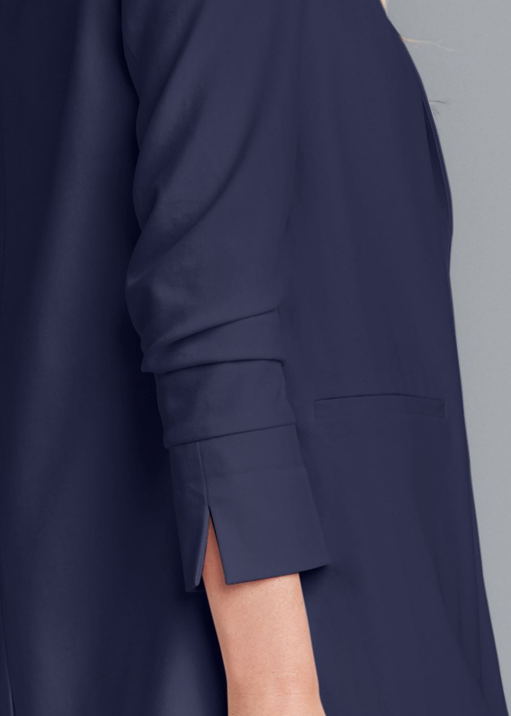 Venus Boyfriend Blazer in Navy