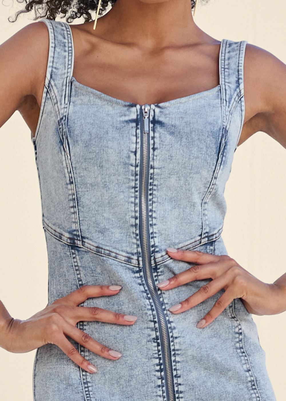 Venus Zip Front Denim Dress - Acid Wash