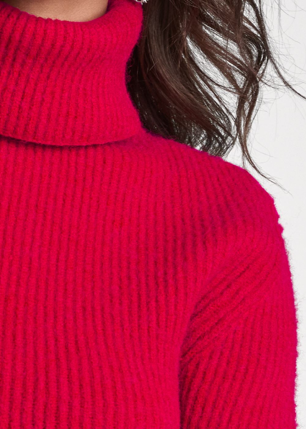 Venus VENUS | Turtleneck Peplum Sweater in Red