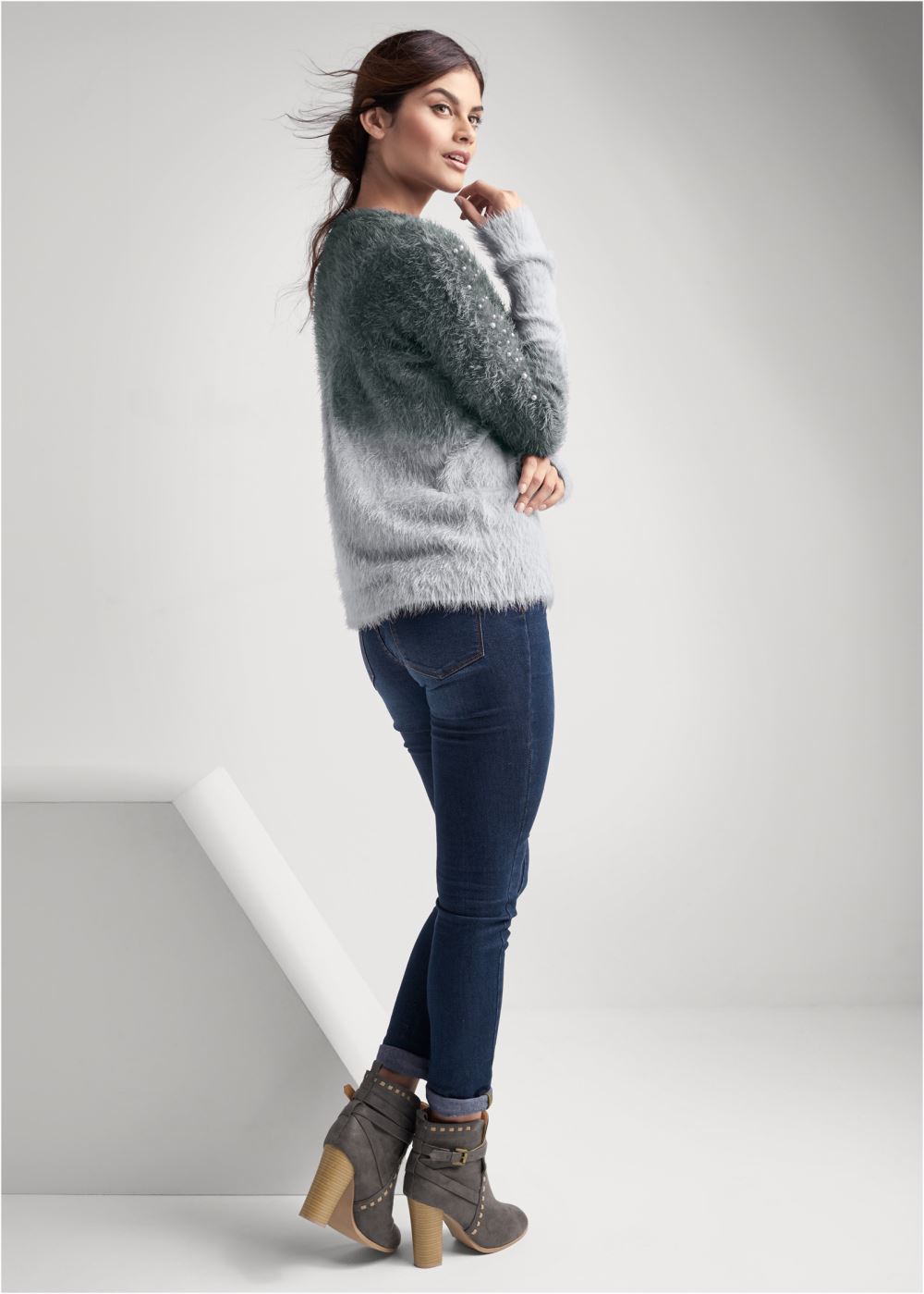 Venus VENUS | Cozy Pearl Trim Sweater in Grey Multi