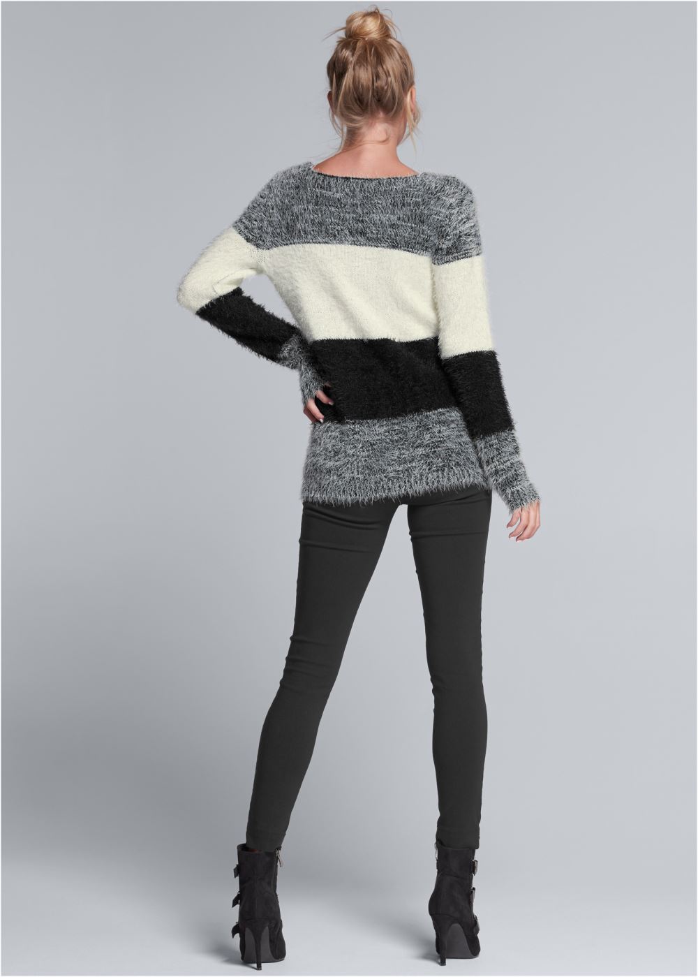 Venus VENUS | Striped Cozy Sweater in Black Multi