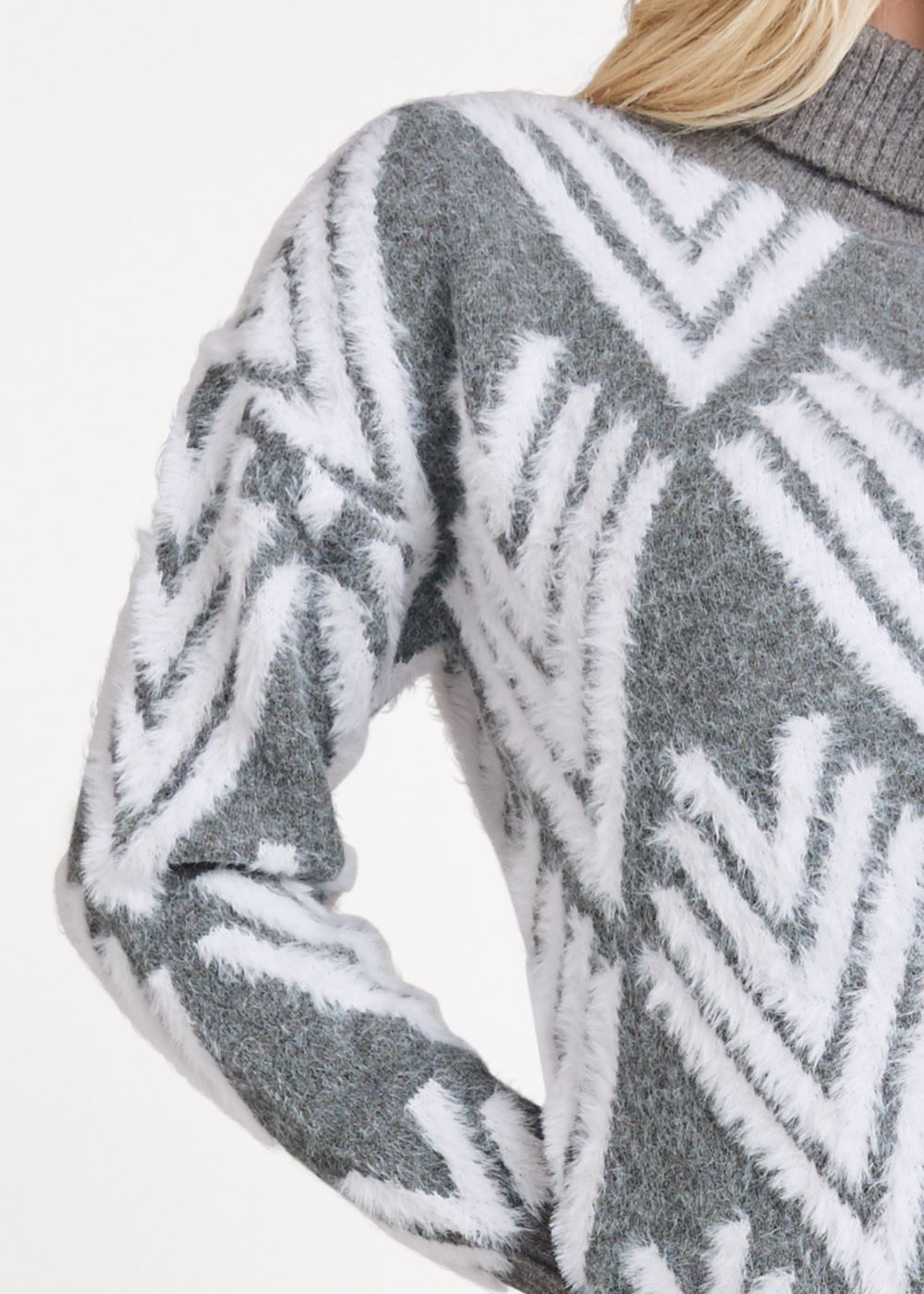 Venus VENUS | Printed Eyelash Turtleneck Sweater in Grey Multi