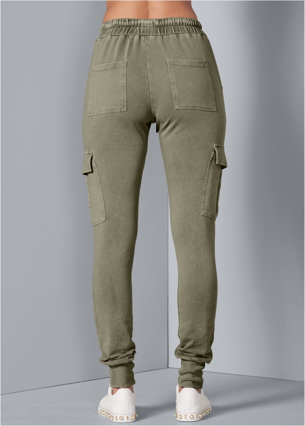 Venus Cargo Lounge Joggers in Olive
