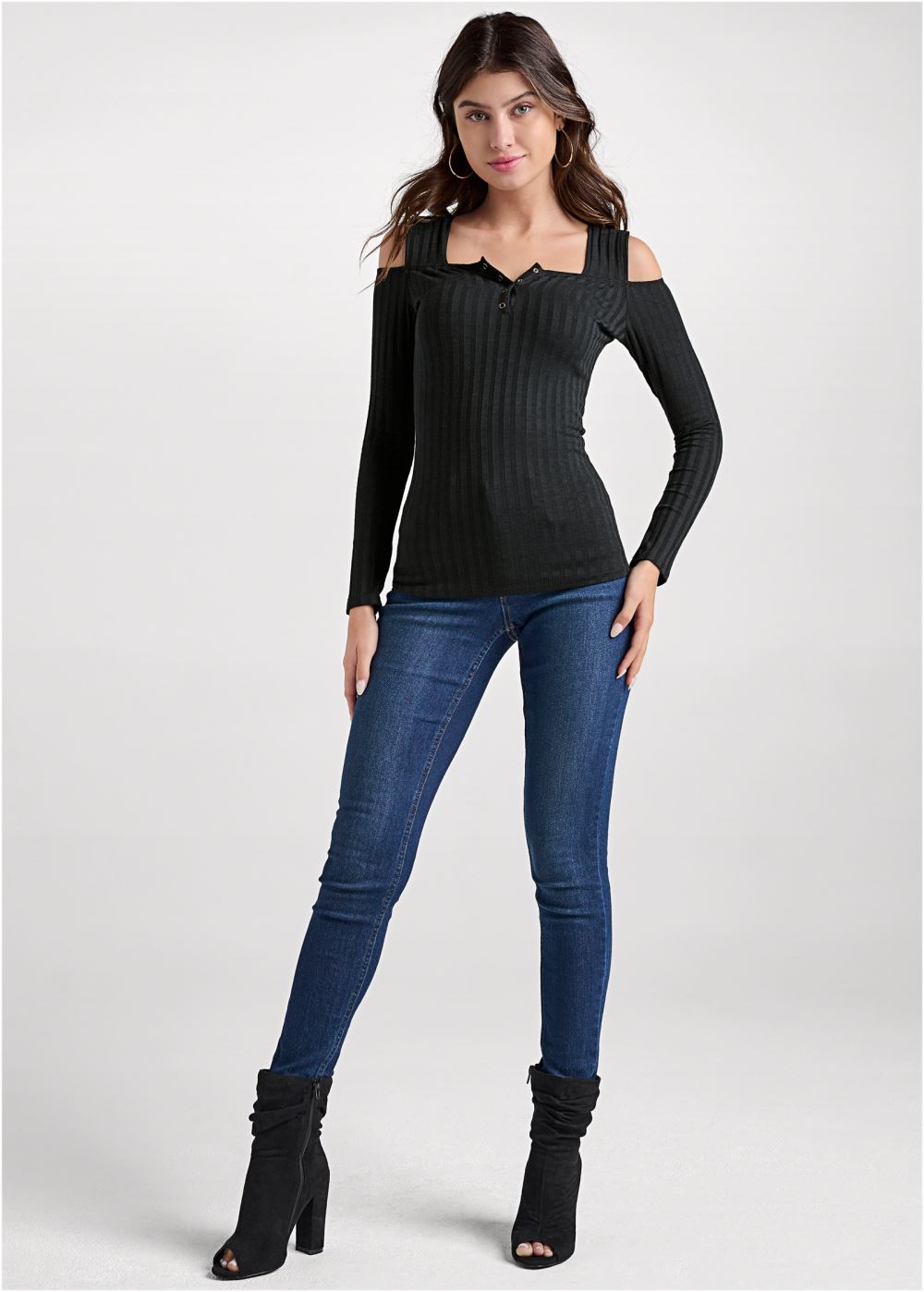 Venus Cold-Shoulder Ribbed Top in Black