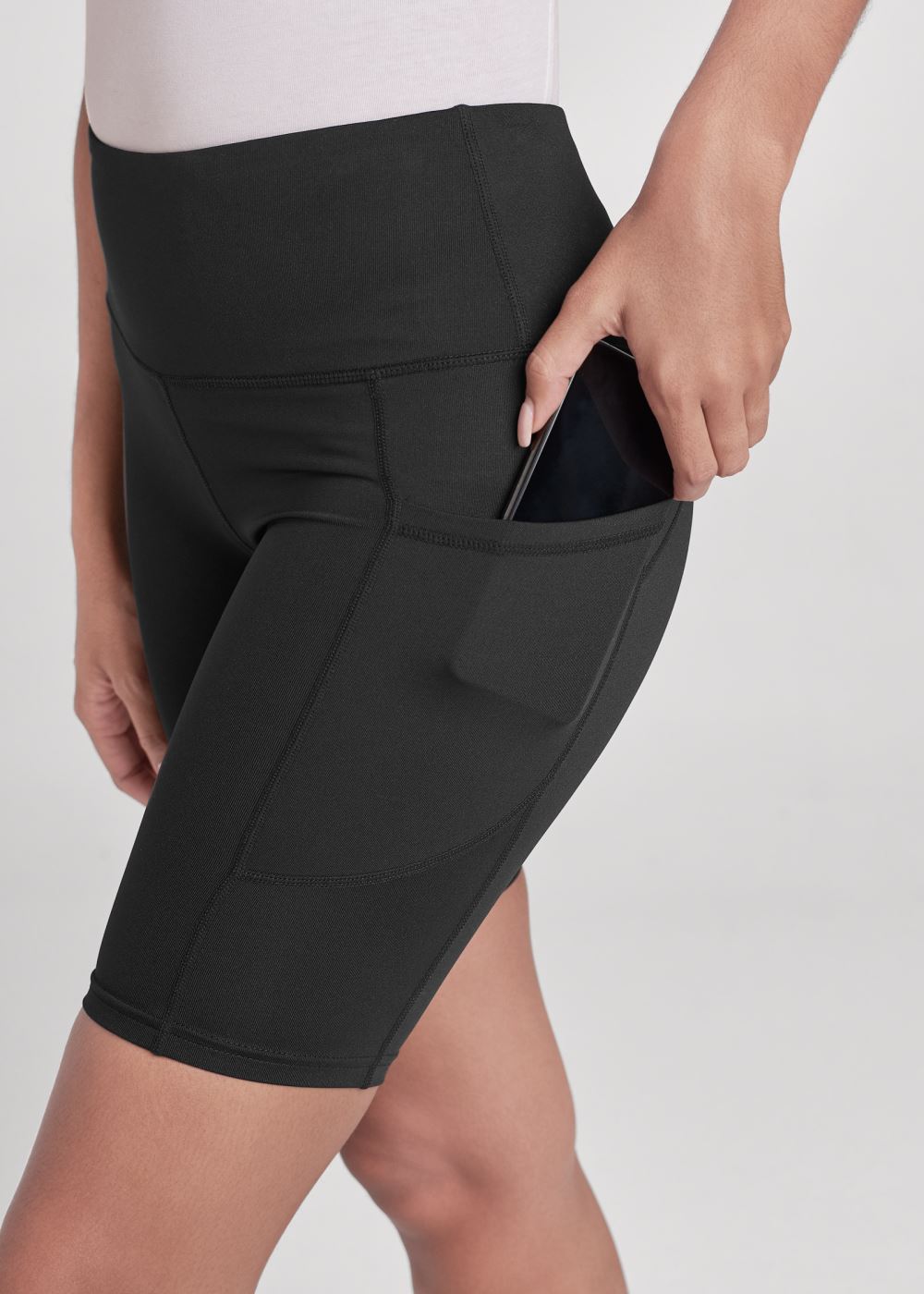 Venus High-Rise Pocket Bike Shorts - Black