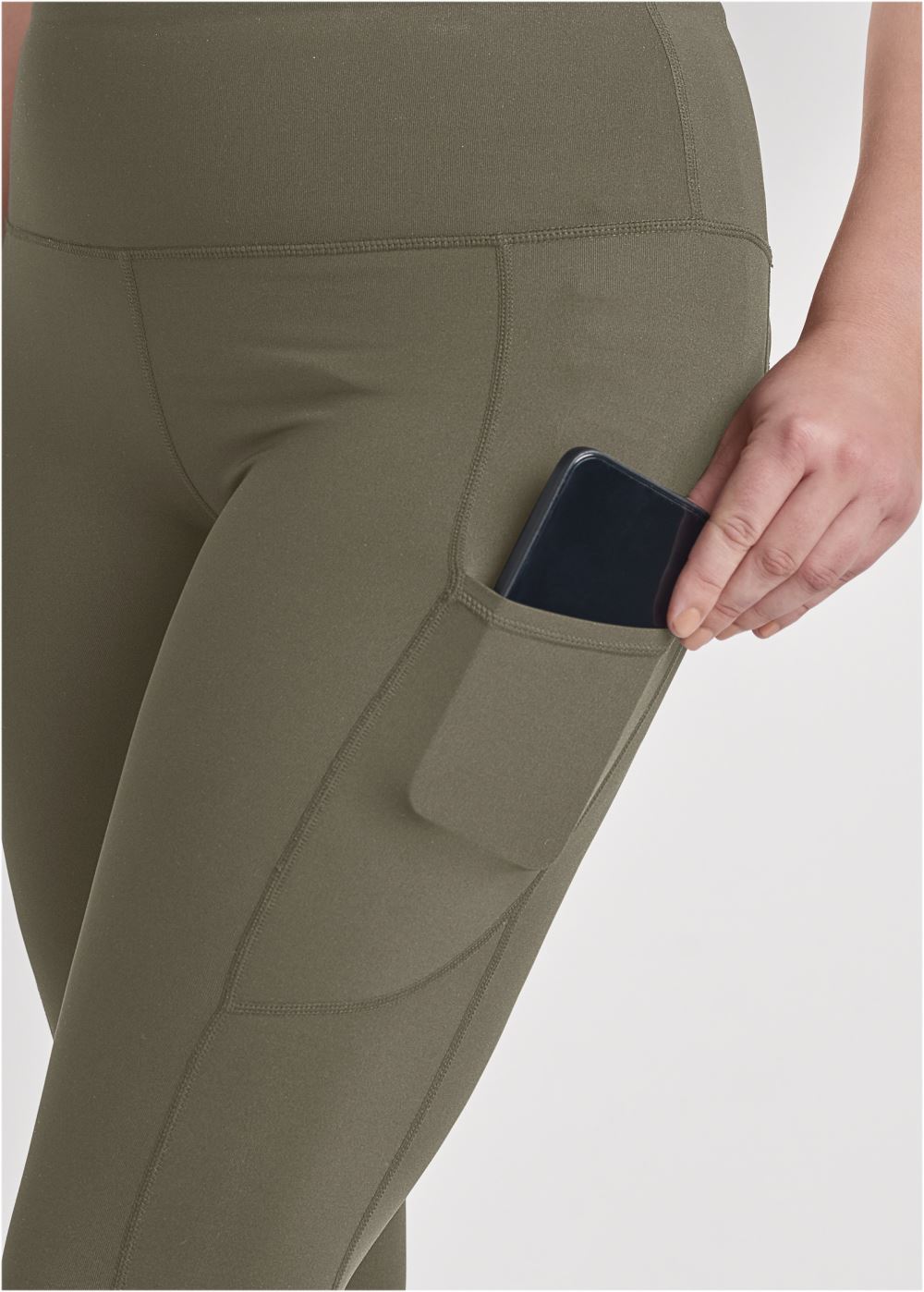 Venus Pocket Capri Active Leggings in Olive