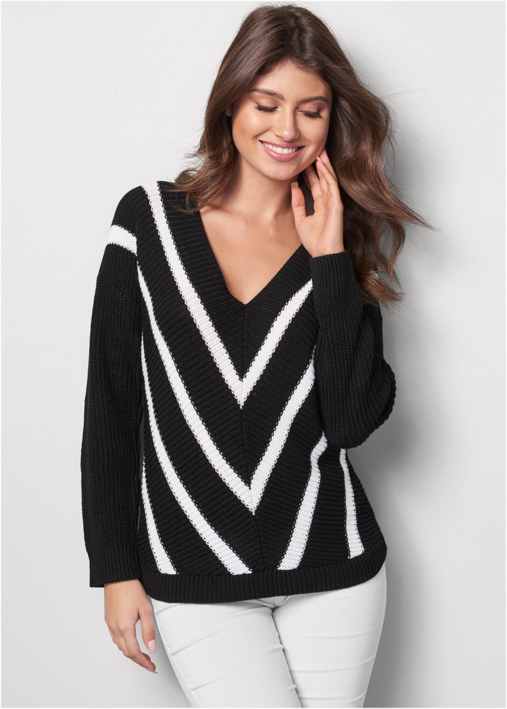 Venus VENUS | V-Neck Striped Sweater in Black & White